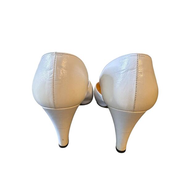 Vintage Celine Paris Size 8 White Pumps with Blue Polka Dots - Picture 4 of 8